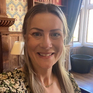 Rebecca Worrall - Independent Celebrant 