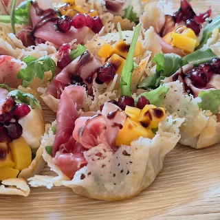 McM Canapé Food