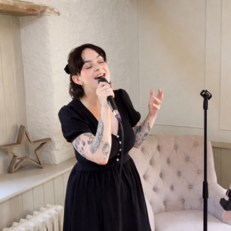 Sarah Maria Wedding Singer gallery
