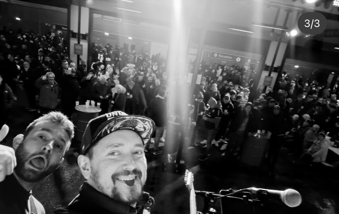 Fresh Acoustic Music Management gallery