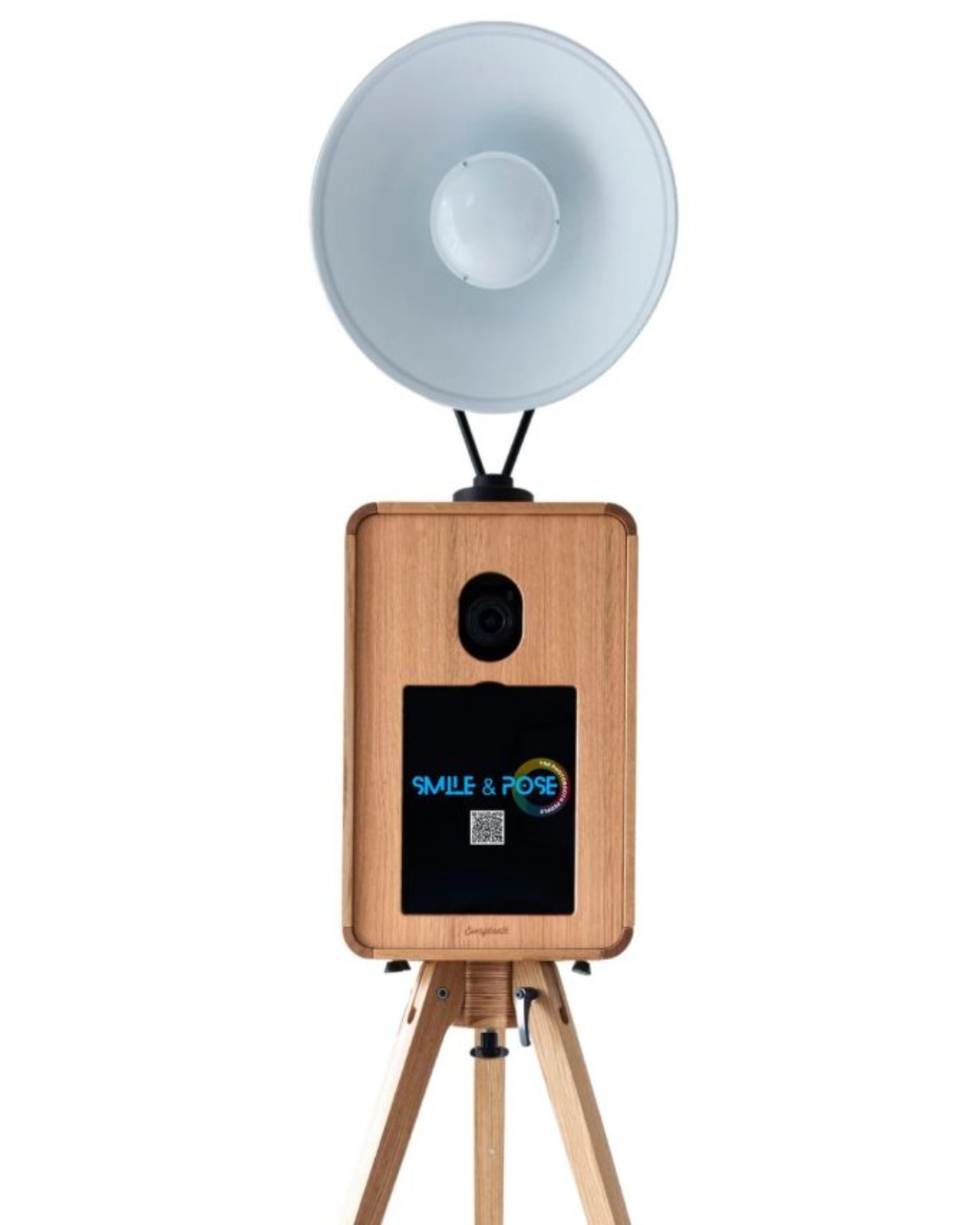 Smile And Pose Photobooth and 360 Hire gallery